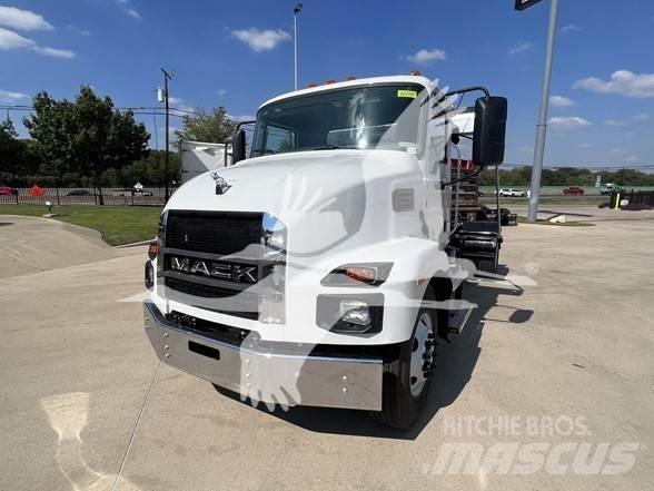 Mack MD7 Stavebníctvo - ostatné