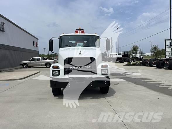 Mack MD7 Stavebníctvo - ostatné