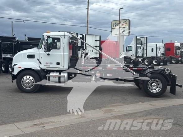 Mack MD7 Stavebníctvo - ostatné