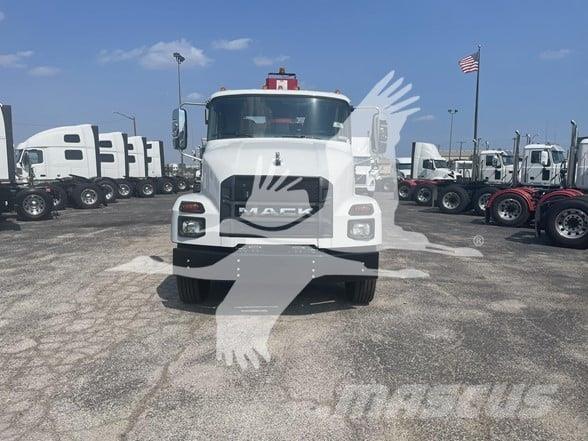 Mack MD7 Stavebníctvo - ostatné