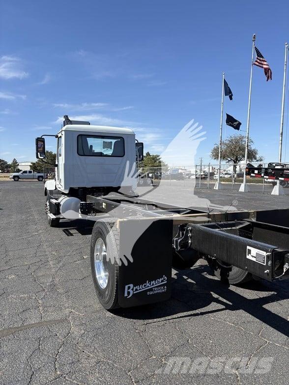 Mack MD7 Nákladné vozidlá bez nadstavby