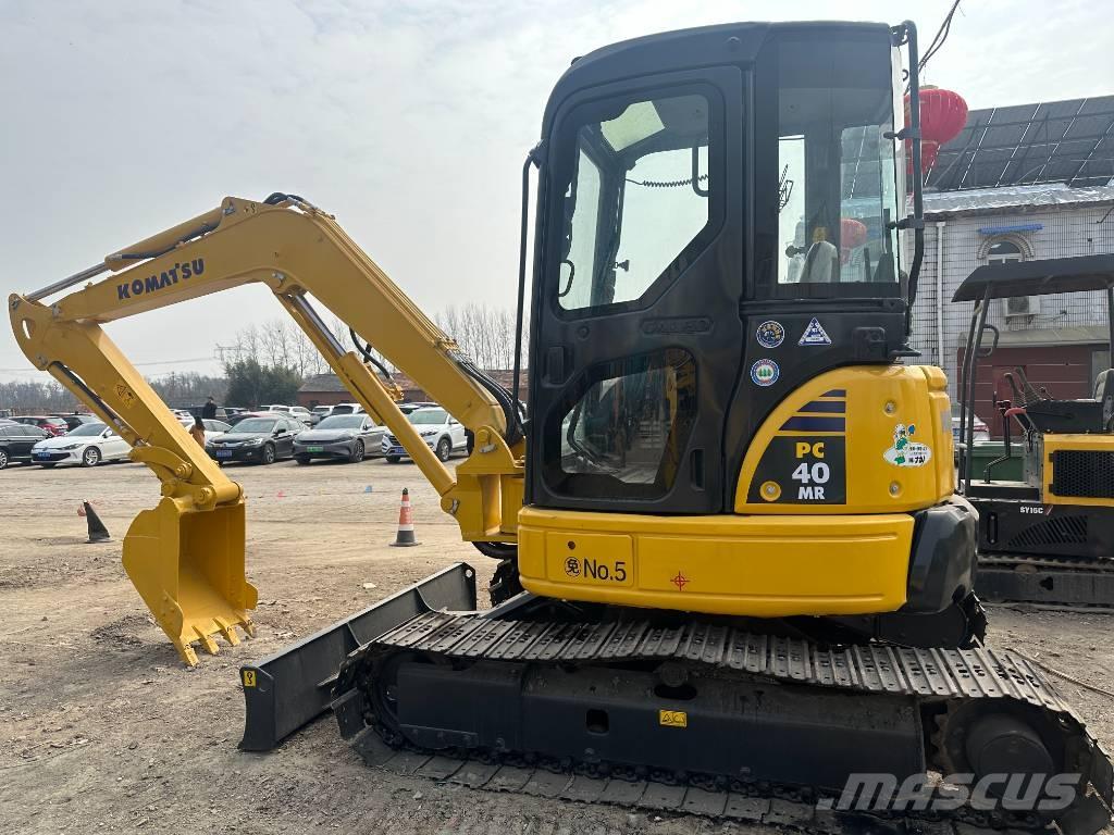 Komatsu PC 40 Mini rýpadlá < 7t