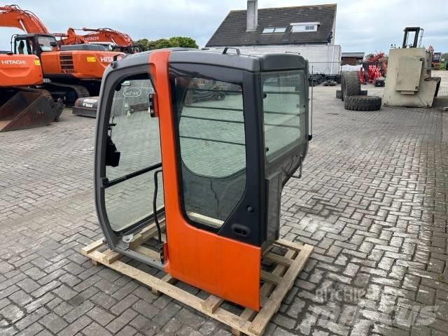 Hitachi ZX 70 Pásové rýpadlá