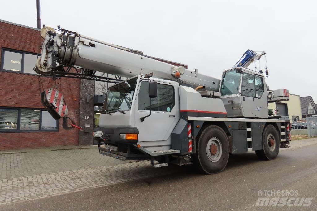 Liebherr LTM 1030/2 Univerzálne terénne žeriavy
