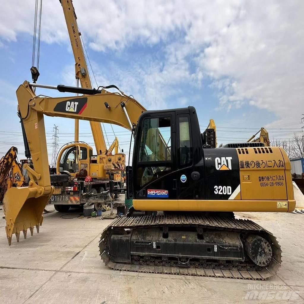 CAT 320 D Pásové rýpadlá