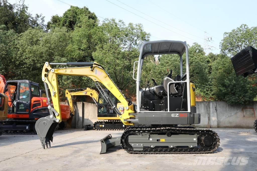 Wacker Neuson EZ 30 Pásové rýpadlá