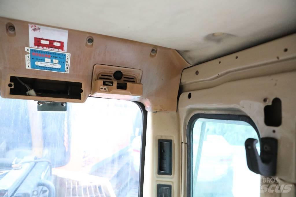 CAT 320BU Pásové rýpadlá
