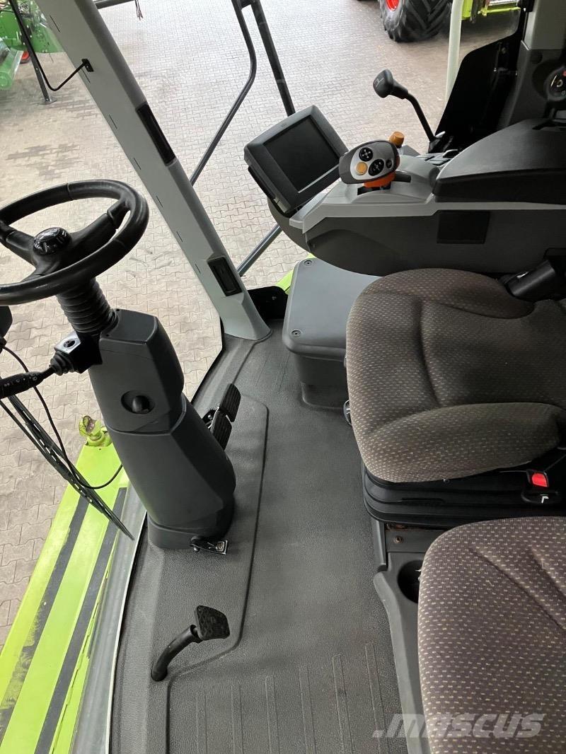 CLAAS Tucano 430 Kombinované zberacie stroje