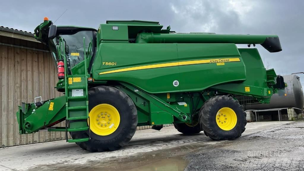 John Deere T 560 Kombinované zberacie stroje