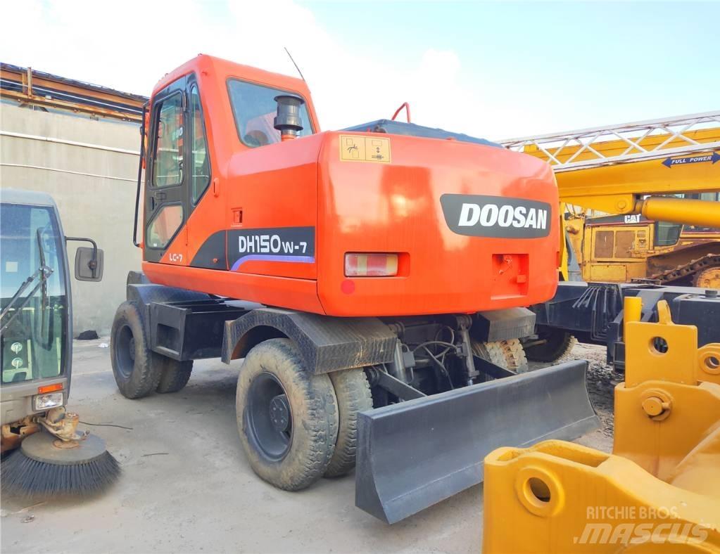 Doosan DH150W Kolesové rýpadlá