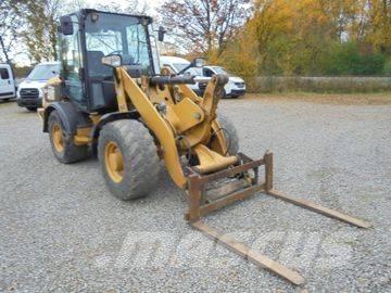 CAT 906 H 2 Kolesové nakladače