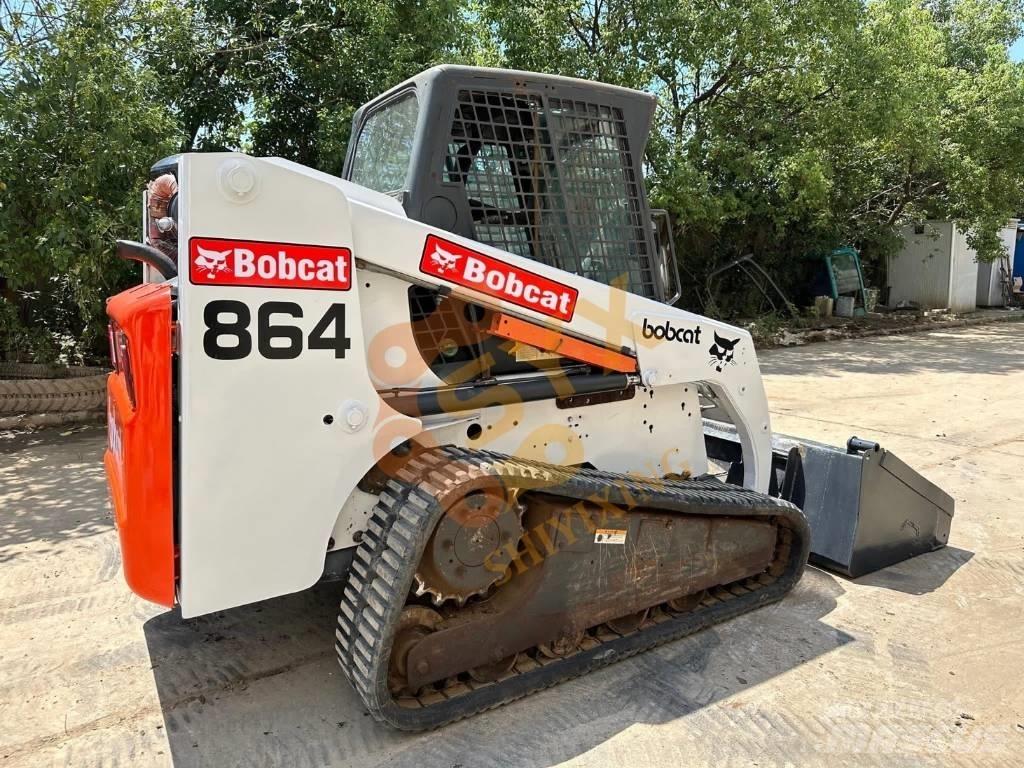 Bobcat 864 Šmykom riadené nakladače