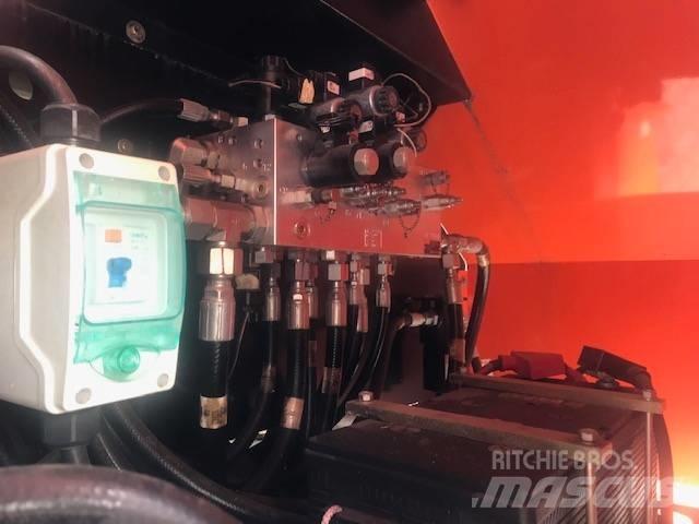 JLG 1500 SJ Teleskopické plošiny