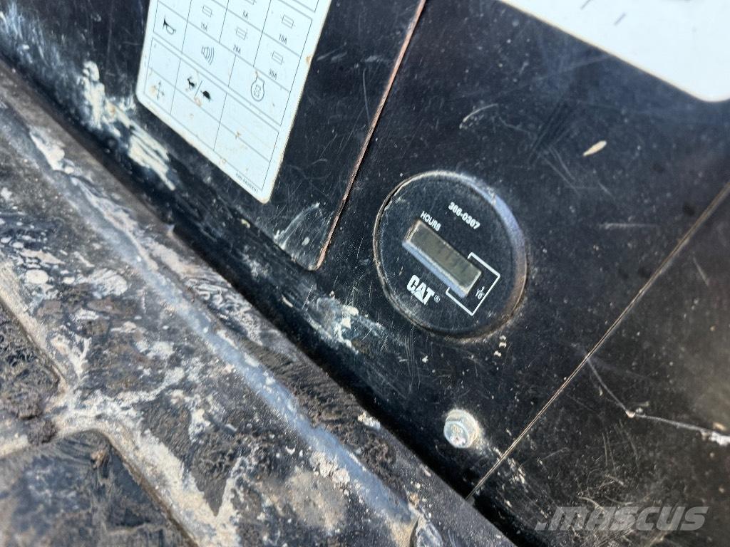 CAT 308 E 2 CR Midi rýpadlá 7 t - 12 t