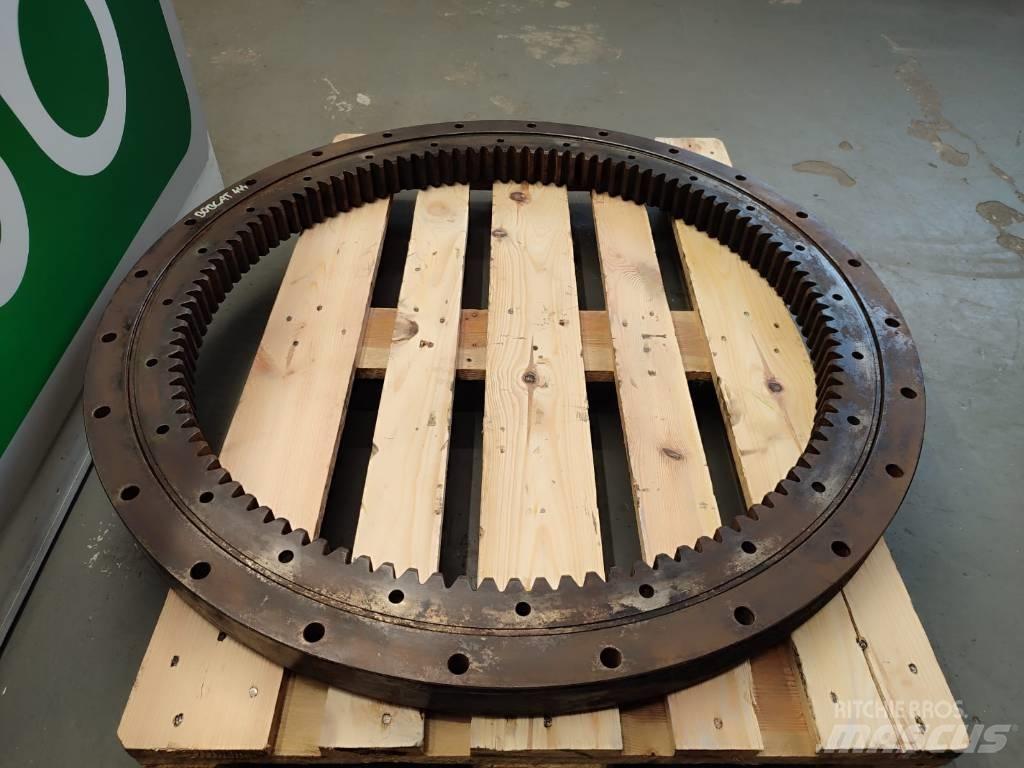 Bobcat 444 swing rim Podvozky a zavesenie kolies
