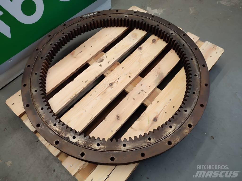 Bobcat 444 swing rim Podvozky a zavesenie kolies