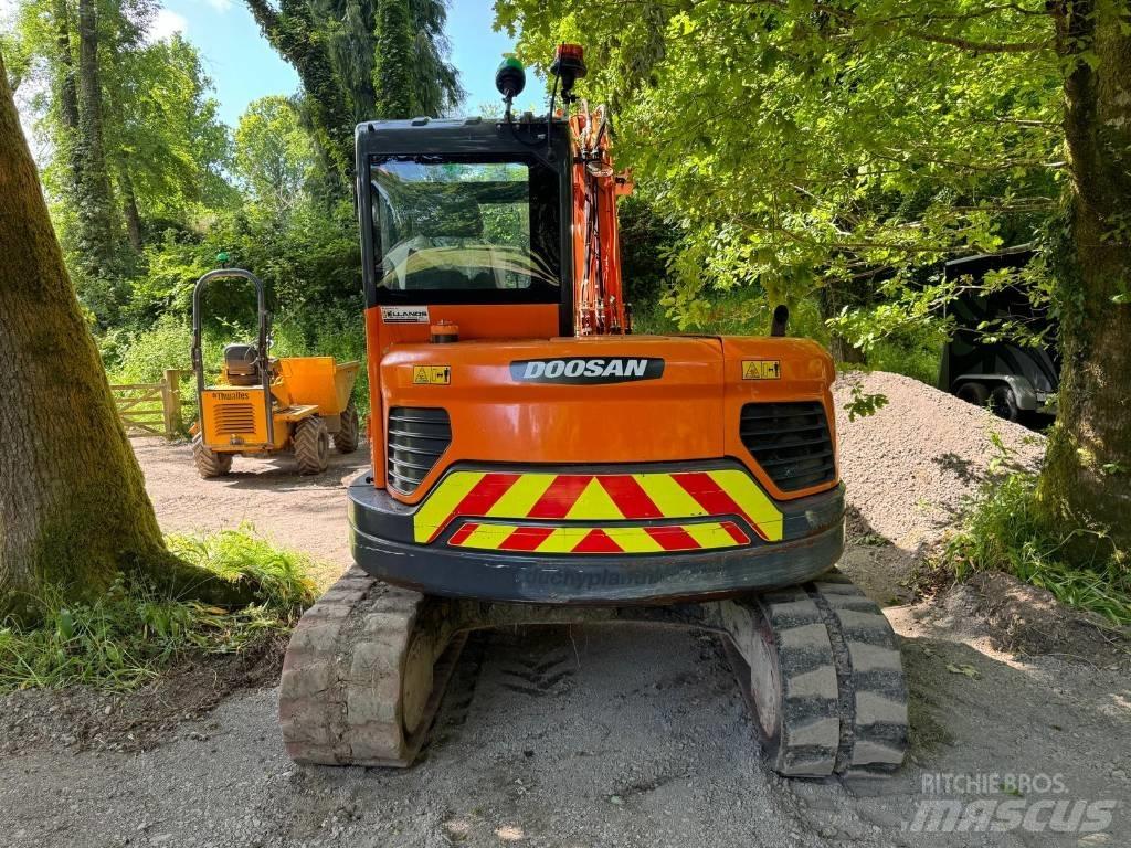 Doosan DX 85 R-3 Midi rýpadlá 7 t - 12 t