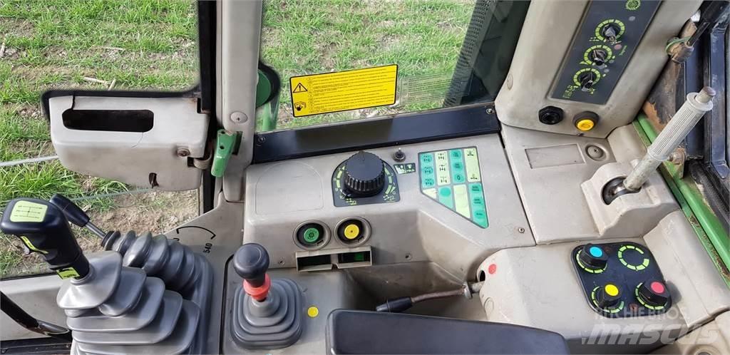 Fendt Xylon 520 Traktory