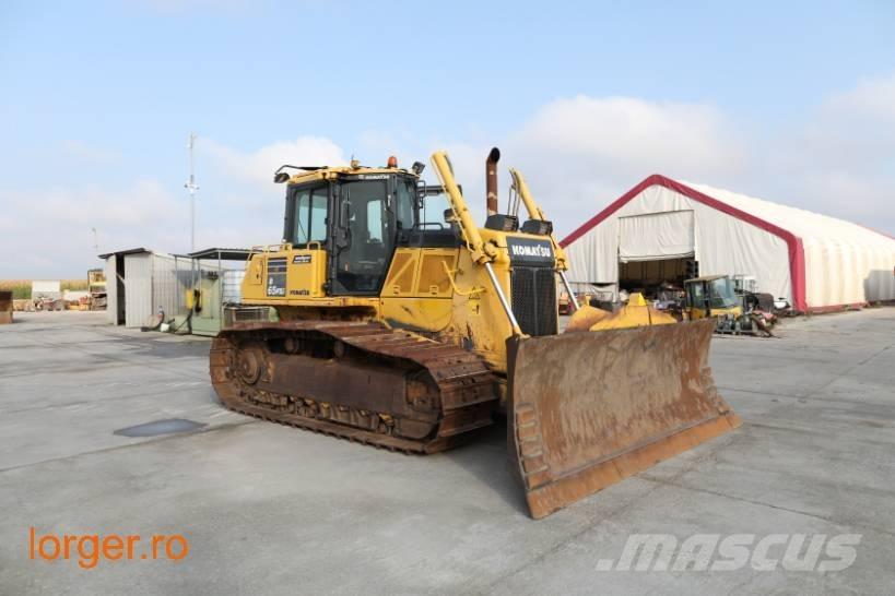 Komatsu D 65 PX-18 Pásové dozéry