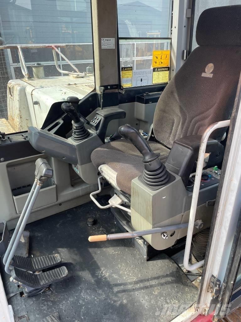 Takeuchi TB1140 Pásové rýpadlá