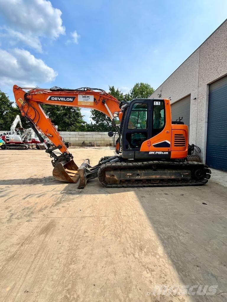 Develon DX 140 LCR-7 Pásové rýpadlá