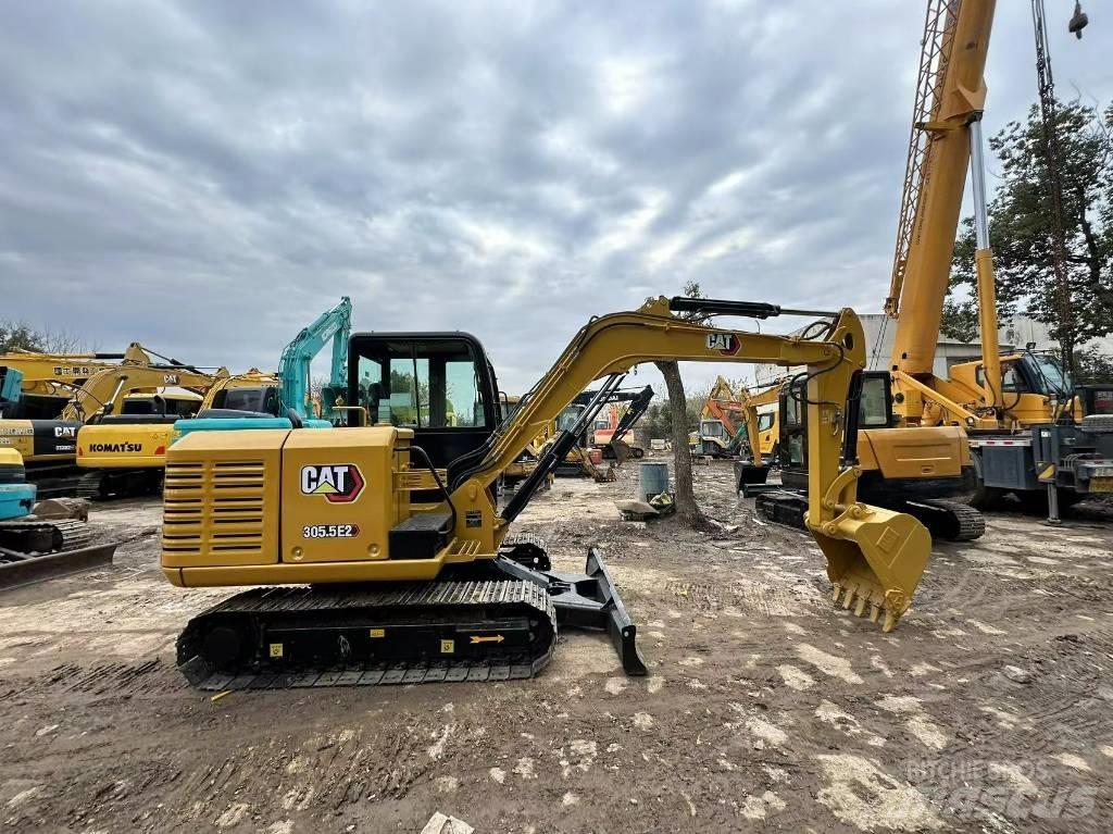 CAT 305.5E2 Pásové rýpadlá