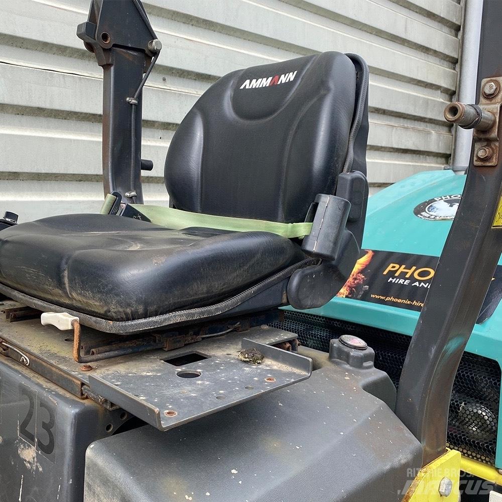 Ammann ARX 26-2 Tandemové valce