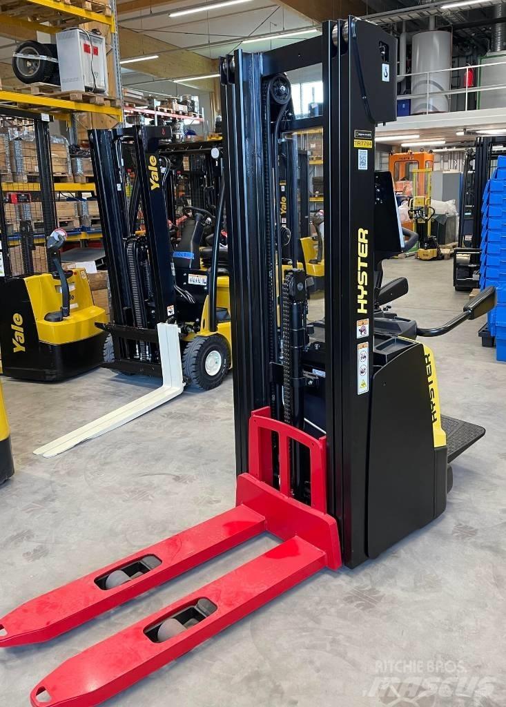 Hyster S1.2S Samohybné vozíky