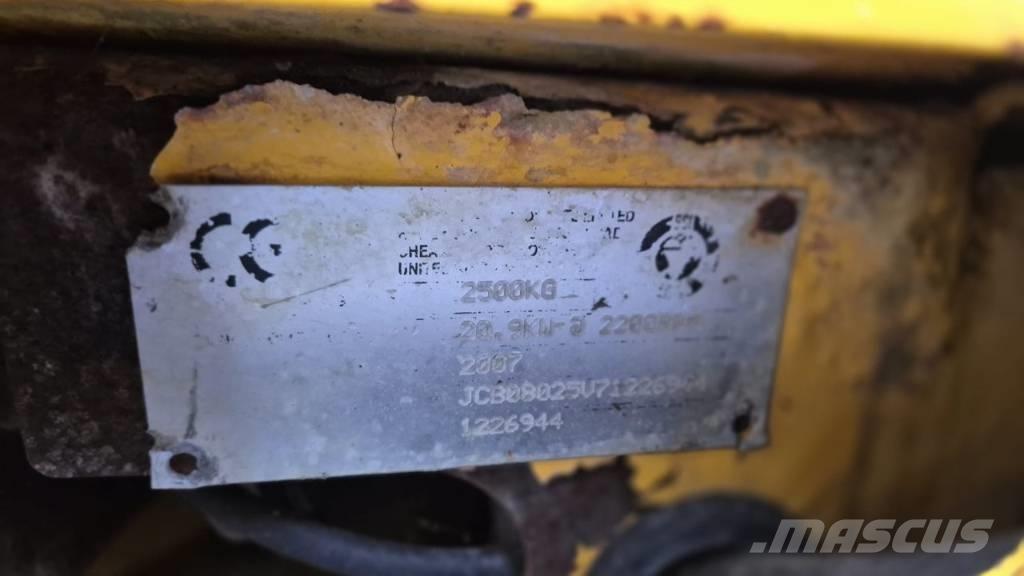 JCB 8025 Mini rýpadlá < 7t