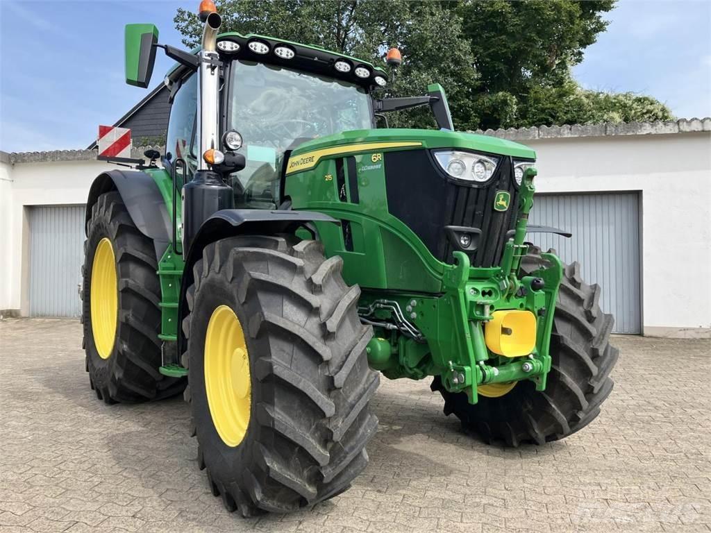 John Deere 6R 215 Traktory