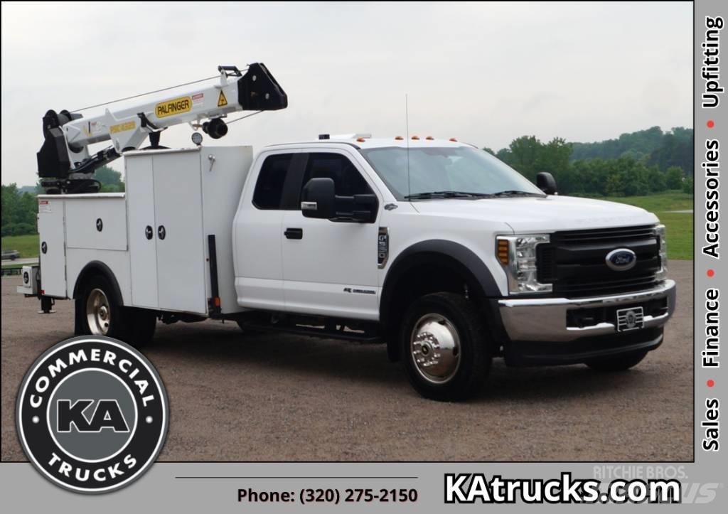 Ford F 550 XL SD Pásové žeriavy
