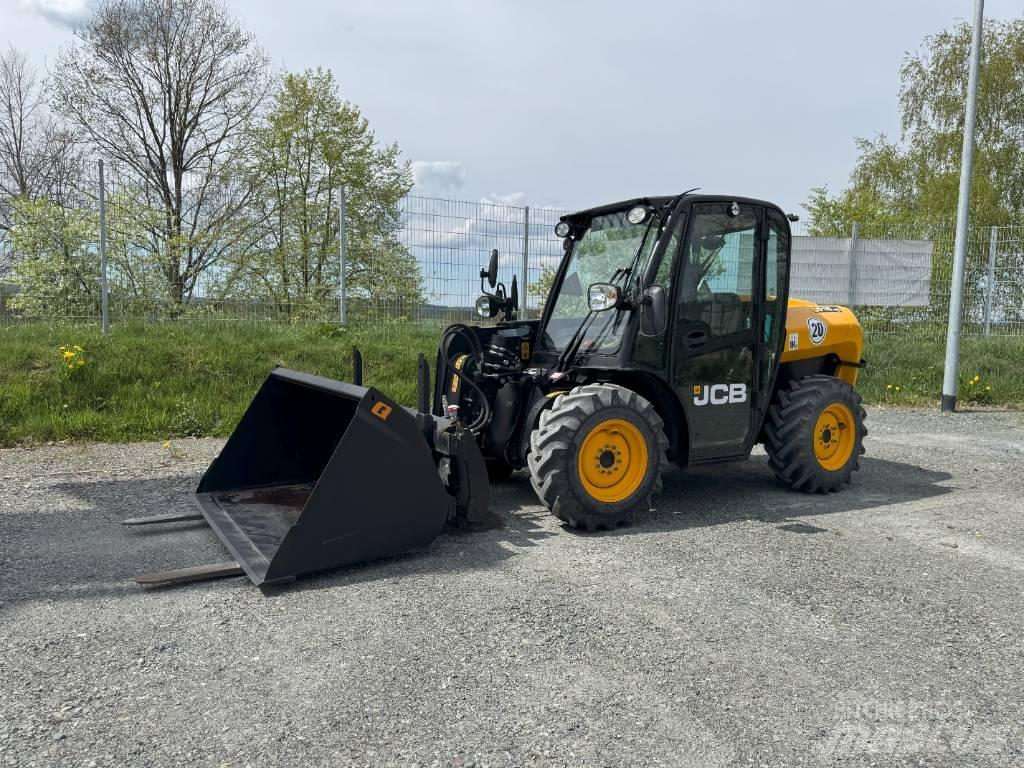 JCB 516-40AGRI Teleskopické manipulátory