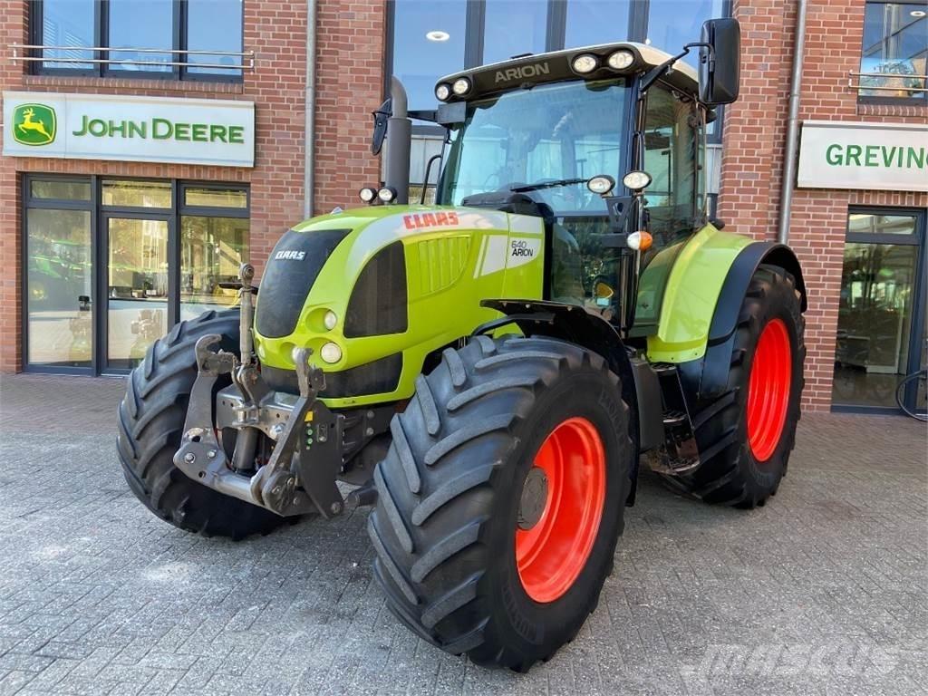 CLAAS Arion 640 Traktory