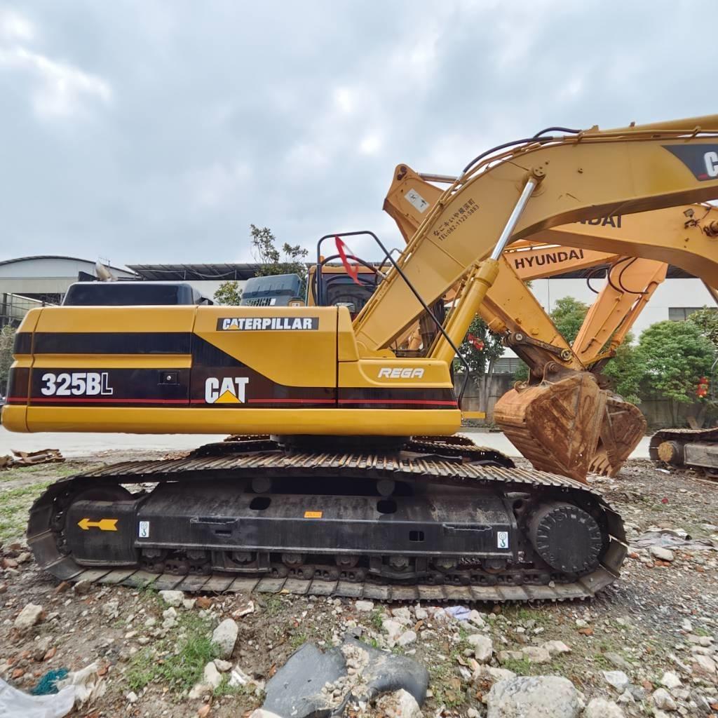 CAT 325 B L Pásové rýpadlá