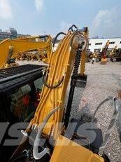 CAT 320 D Pásové rýpadlá