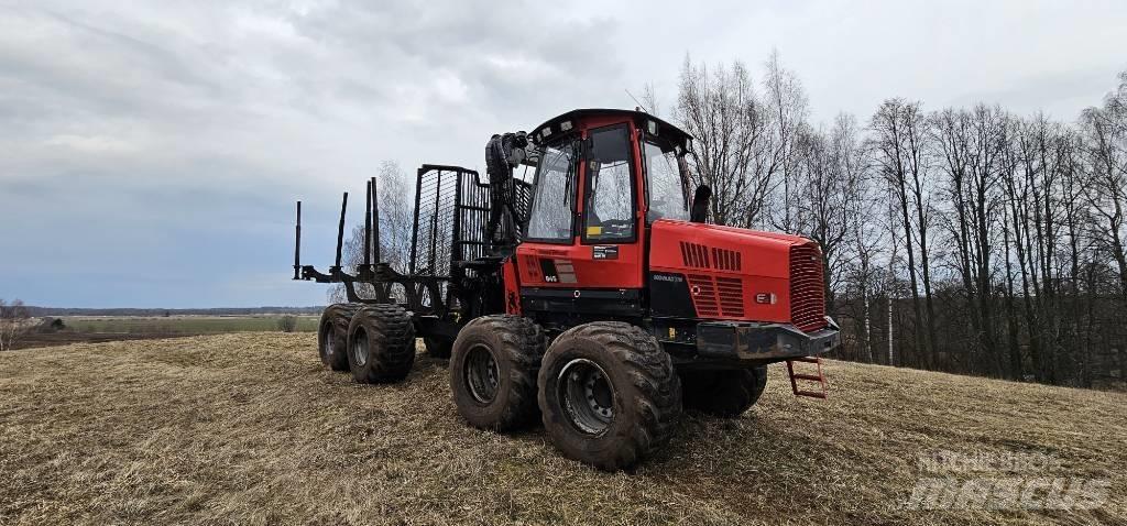 Komatsu 845 Lesné traktory