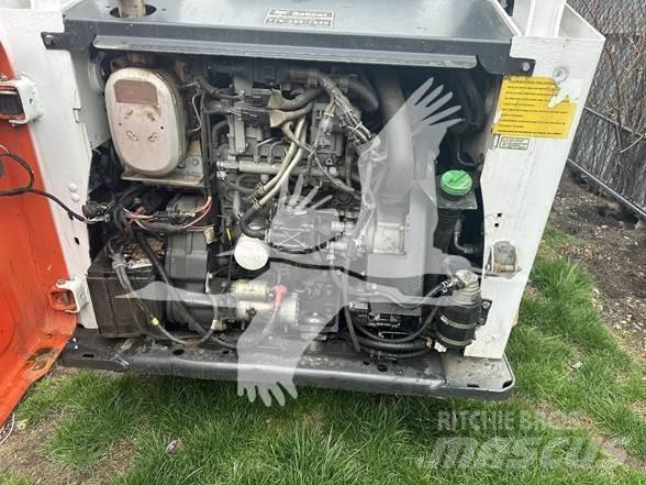 Bobcat S750 Šmykom riadené nakladače