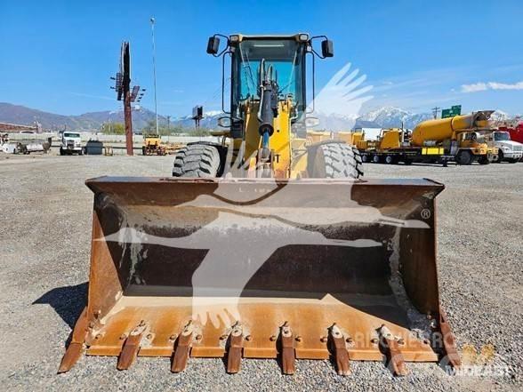 CAT 930G Kolesové nakladače