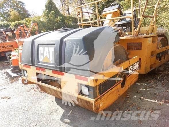 CAT CB-534C Ťahačové valce