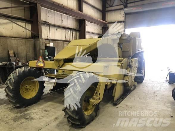 CAT RR-250 Recyklovače asfaltu