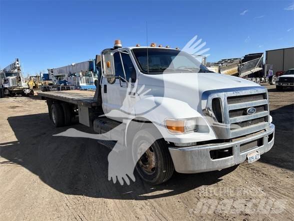 Ford F650 Plošinové nákladné automobily/nákladné automobily so sklápacími bočnicami