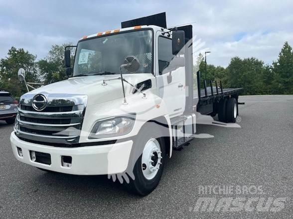 Hino 338 Plošinové nákladné automobily/nákladné automobily so sklápacími bočnicami