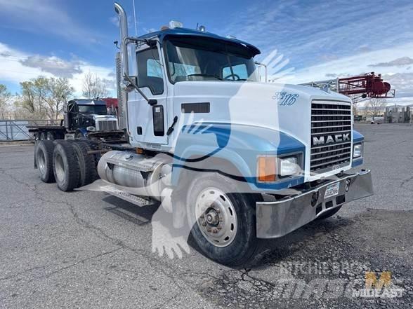 Mack CH613 Ťahače