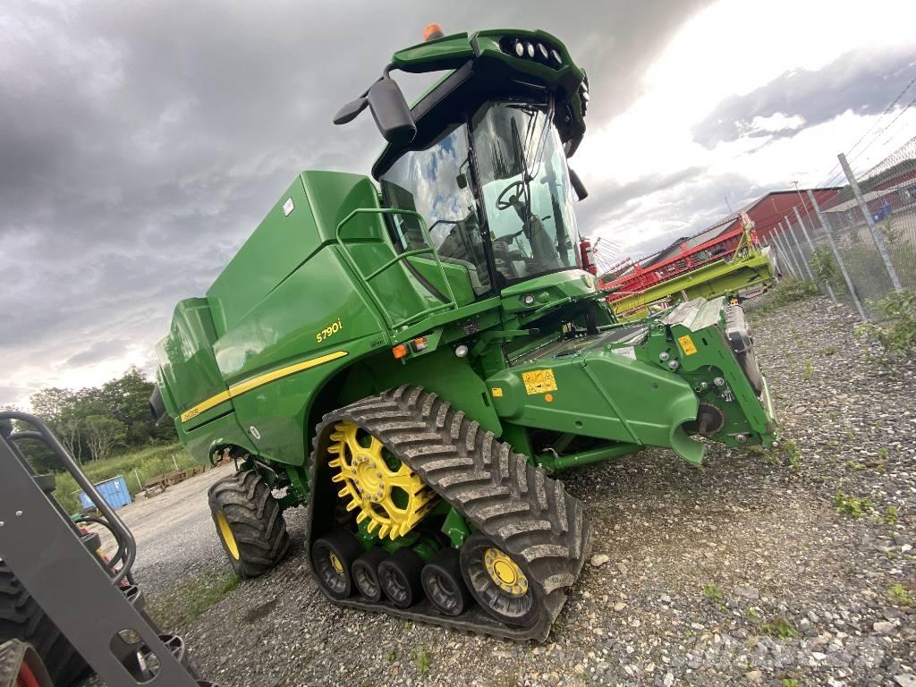 John Deere S790i Kombinované zberacie stroje