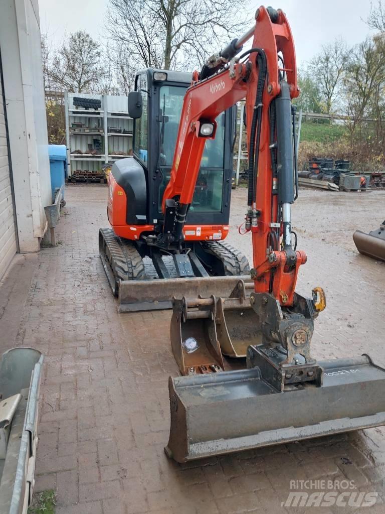 Kubota U 27-4 Mini rýpadlá < 7t
