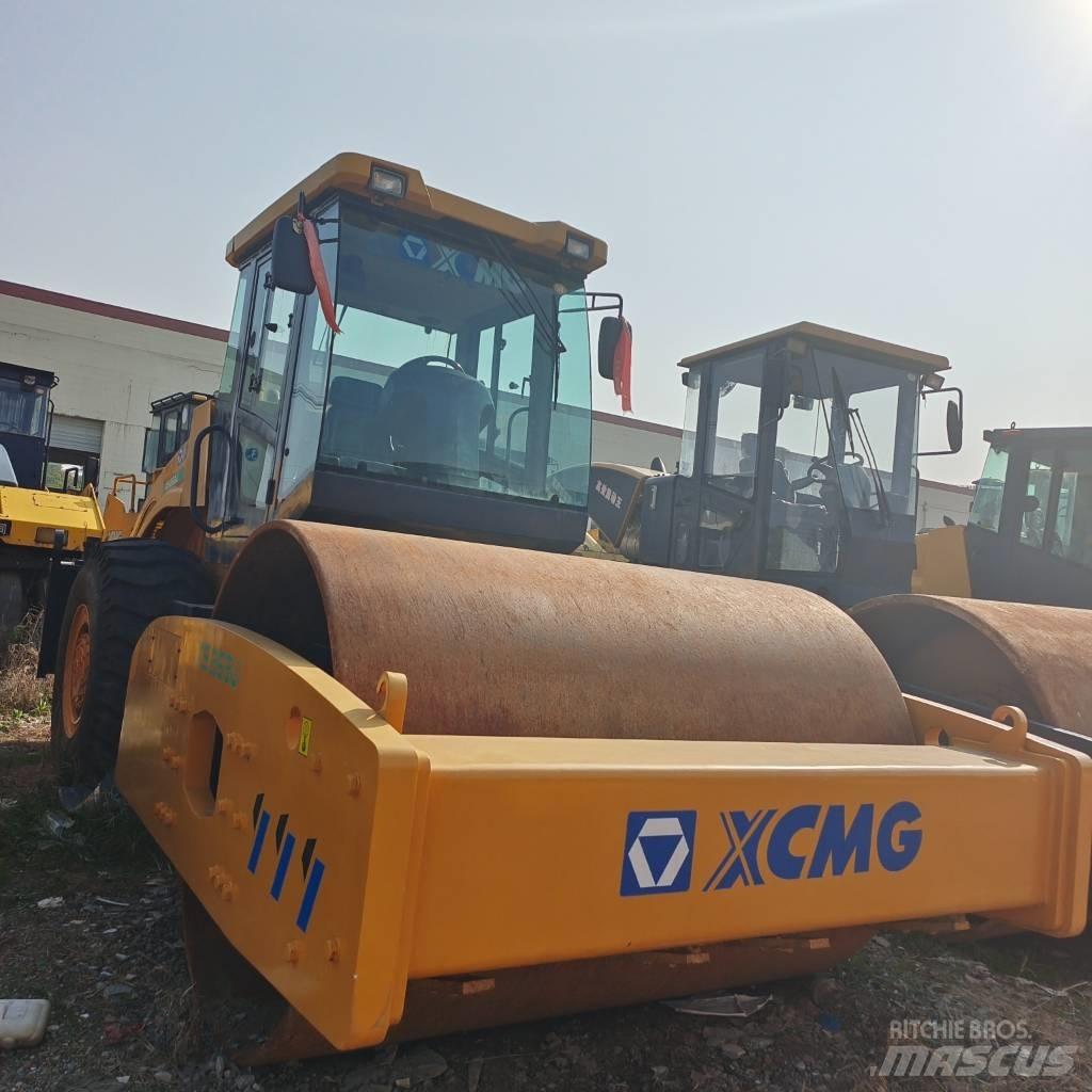 XCMG XS 263 J Ťahačové valce