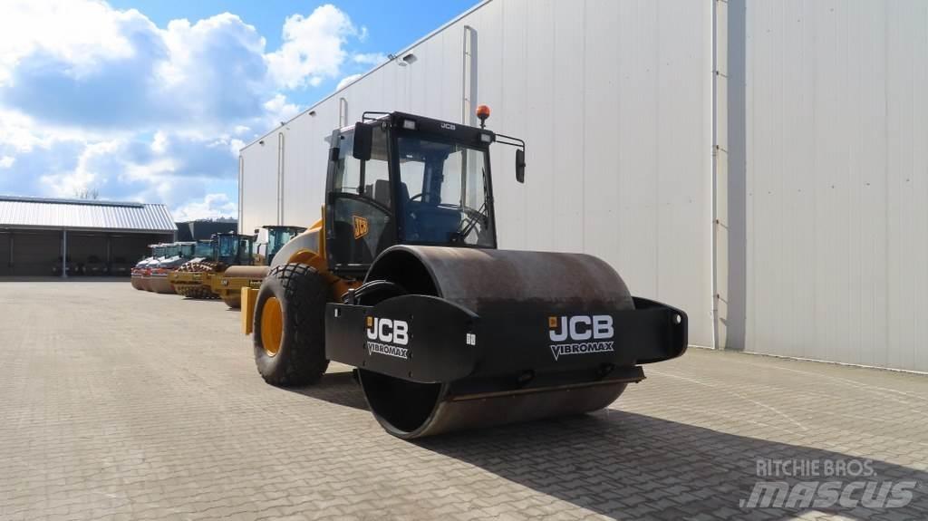 JCB VM200D Ťahačové valce