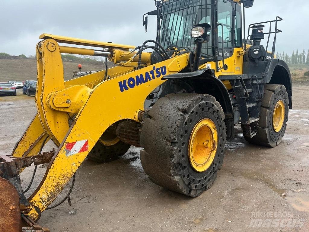 Komatsu WA380-8E0 Kolesové nakladače