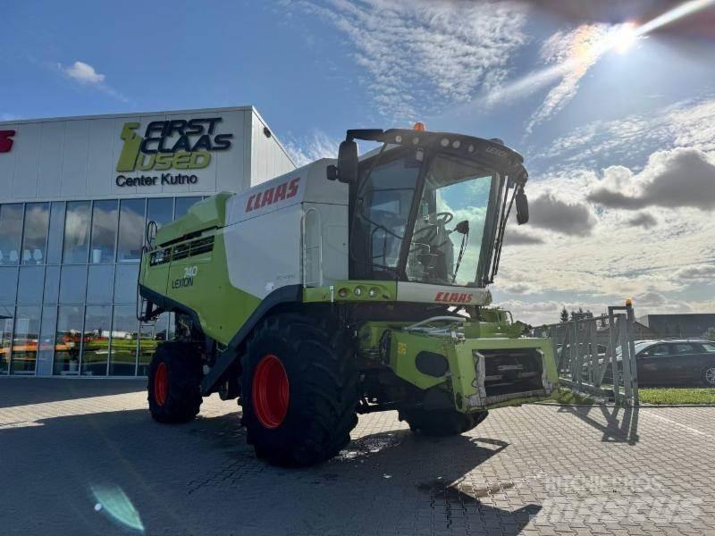 CLAAS LEXION 740 Kombinované zberacie stroje