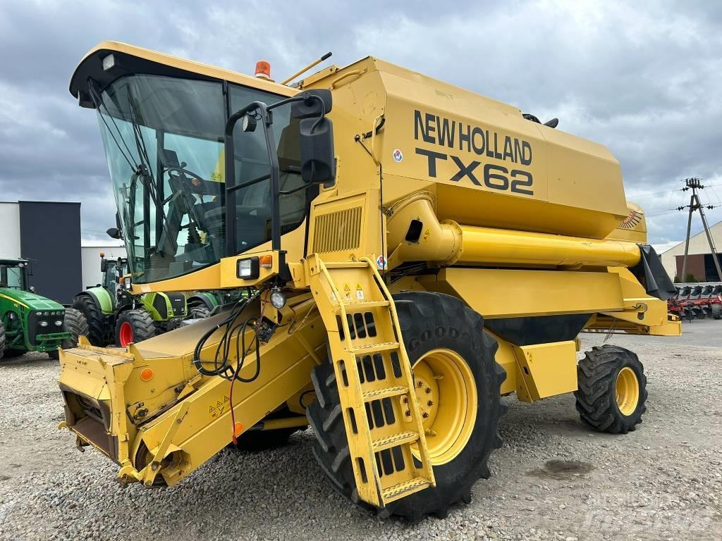 New Holland TX 62 Kombinované zberacie stroje